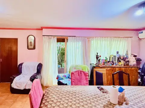 Casa 4 ambientes con 4 baños
