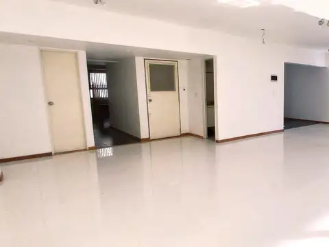 Oficina en Alquiler en Ramos Mejía