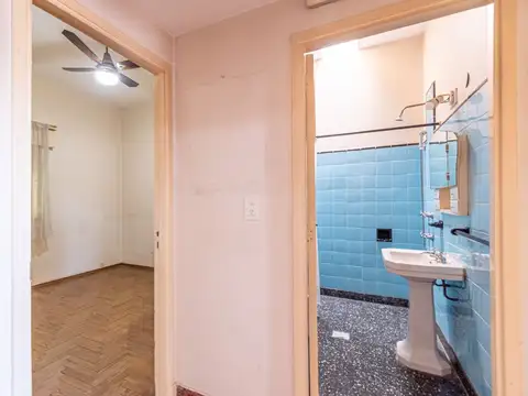 Casa multifamiliar sobre lote propio con 3 viviendas ? Ideal renta o familia numerosa en villa ballester