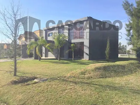 Casa en Alquiler en El Lauquen Club De Campo, USD 1.500
