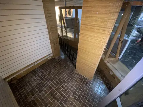 Local en Venta 40 años