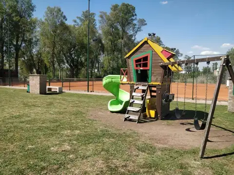 Santa Elena Pilar del Este 100