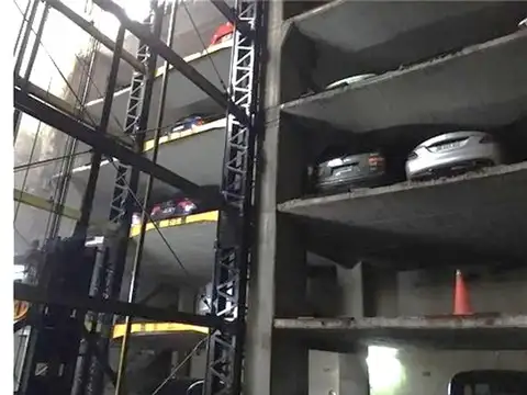 Cochera. Oportunidad  Venta. San Nicolás.