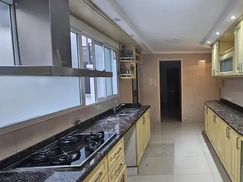 Departamento en Venta de 7 ambientes