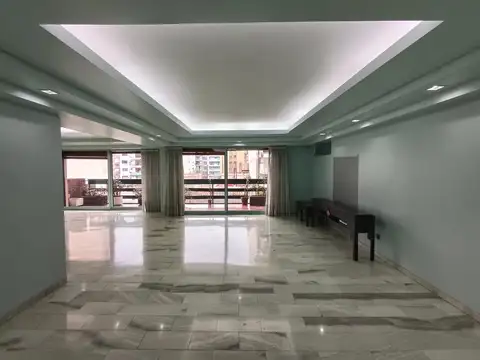 Departamento 7 ambientes con 2 baños