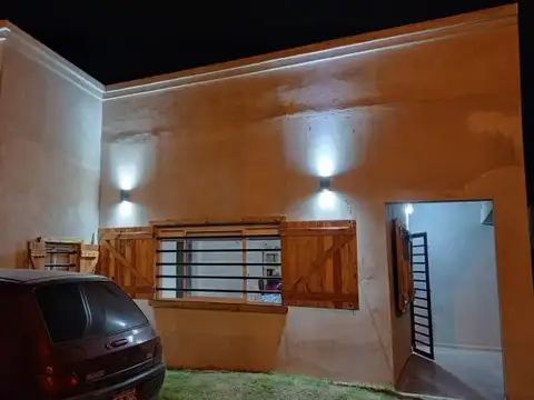 79 e/ Avenida Costanera y 1