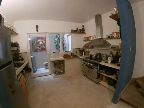 Tapiales y General José de San Martín