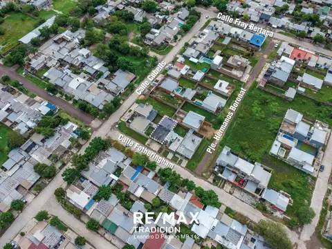 Lote con obra a finalizar en Venta B° Los Cisnes