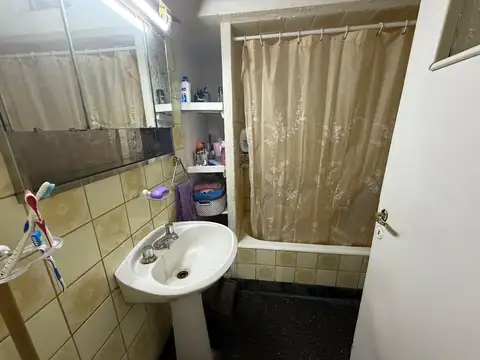 VENTA CASA BARRIO MARIANO MORENO