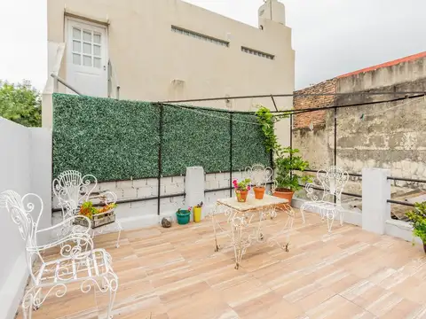 Depto Tipo Casa en Venta en Villa del Parque, USD 148.000