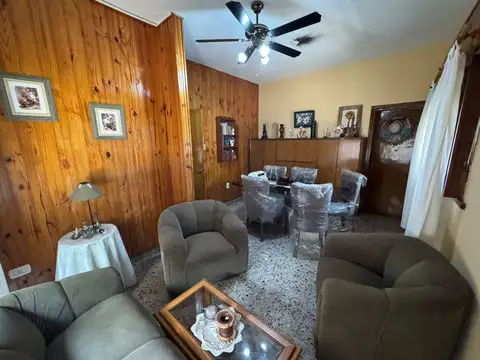 Casa en Venta al Este