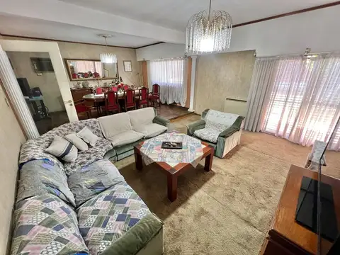 CASA VENTA 5 AMBIENTES QUINCHO PILETA APTA CREDITO