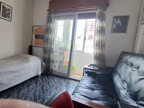 Depto Tipo Casa 5 ambientes con 2 baños