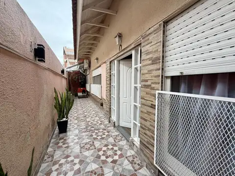 Depto Tipo Casa en Venta de 4 ambientes