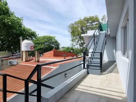 Depto Tipo Casa en Venta de 3 ambientes