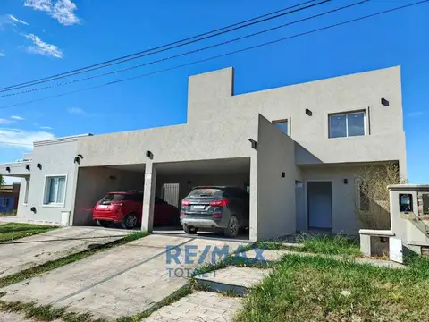 Venta casa en Lomadas de Capilla del Señor 3 dorm