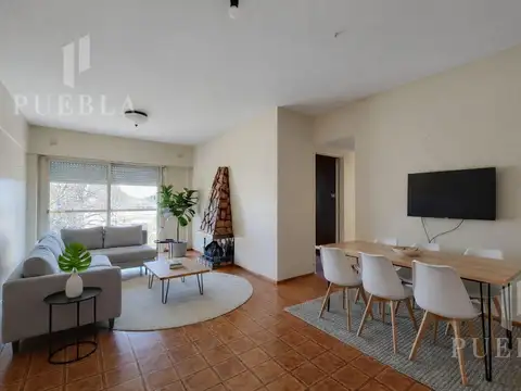Departamento 4 Ambientes con Cochera frente al Parque – Av. Caseros