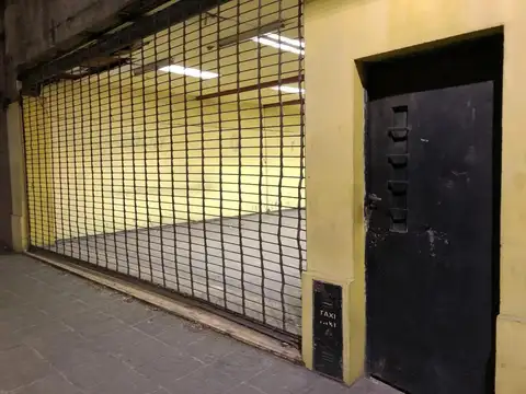 Local en Alquiler en Villa Luro, USD 2.200