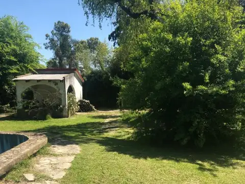 Casa Quinta en Parque Gorriti Excelente Esquina