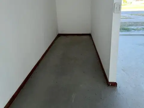 Local en Alquiler en Alvear, $ 600.000