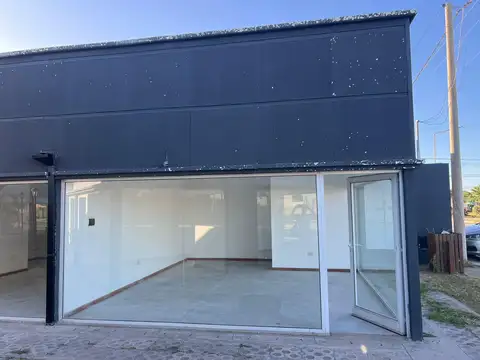 Local a estrenar en EcoPueblo - Excelente esquina