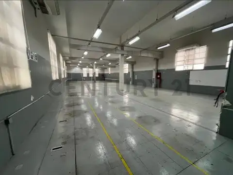 Oficina en Alquiler 35 años