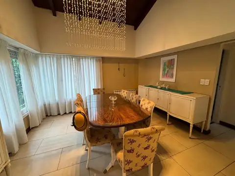 Casa en Venta de 4 dormitorios