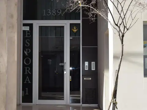 VENTA COCHERA - 9 DE JULIO 1600