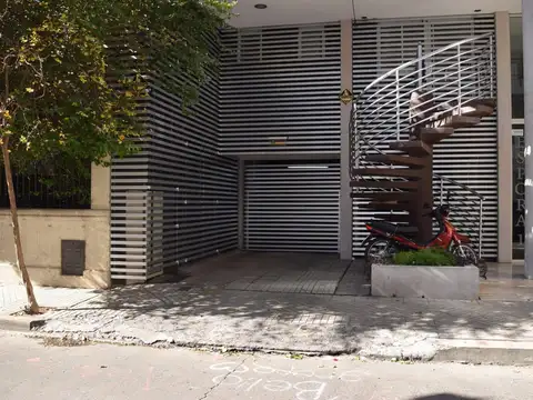 VENTA COCHERA - 9 DE JULIO 1600