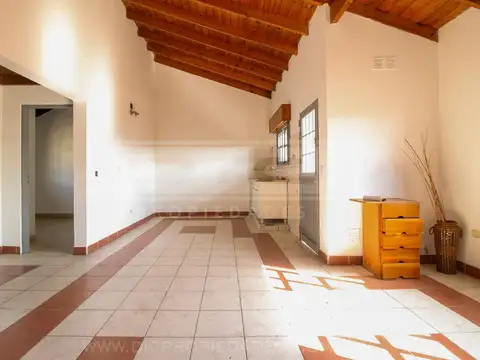 Depto Tipo Casa en Venta de 3 ambientes