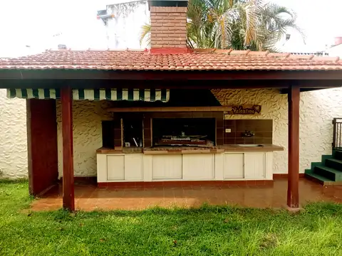 Casa en Venta en Avellaneda, USD 180.000