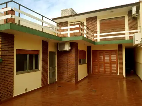 Casa en Venta en Avellaneda, USD 180.000