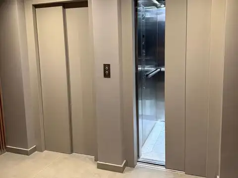 Oficina Monoambiente con 2 baños