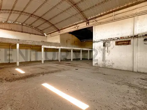 champagnat 3500, Piso 0