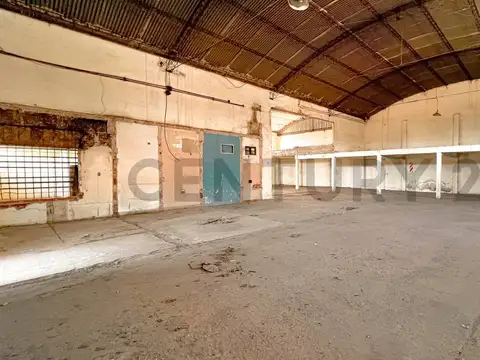 champagnat 3500, Piso 0