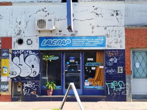 Pueyrredón  al 2100 entre Libertad y Combet