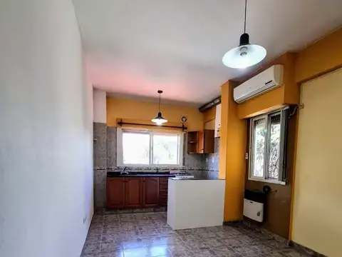 Venta PH 2AMB con balcón FLORIDA, VTE. LÓPEZ