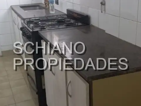 PEATONAL RIVADAVIA 100