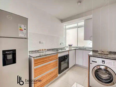 Departamento en Venta en Plaza Mitre, USD 134.900