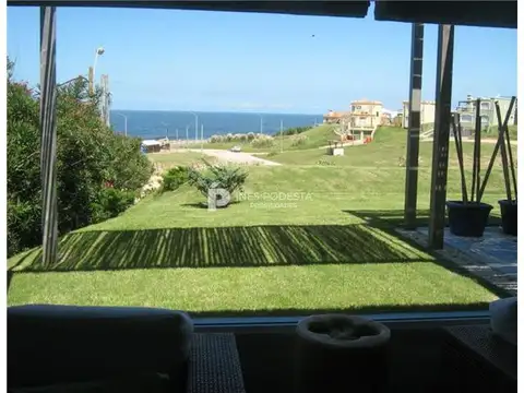 CASAS - CASA - MANANTIALES