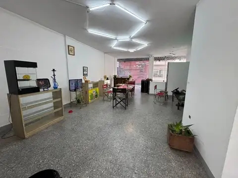 Local en Venta en Barrio Norte, USD 390.000