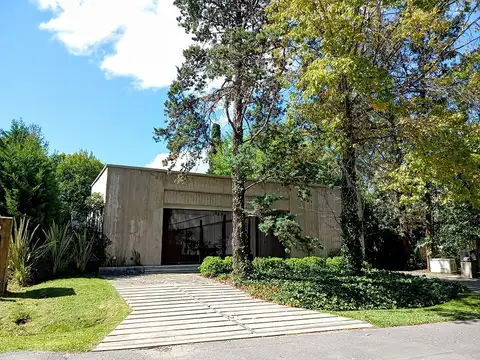 LOS CARDALES COUNTRY CLUB