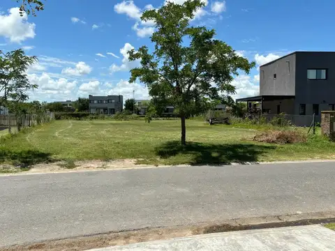 Terreno en Venta en El Cantón - Barrio Islas, USD 64.000