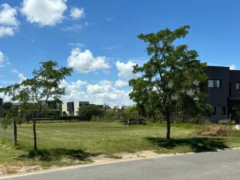 Lote Barrio islas, El Canton