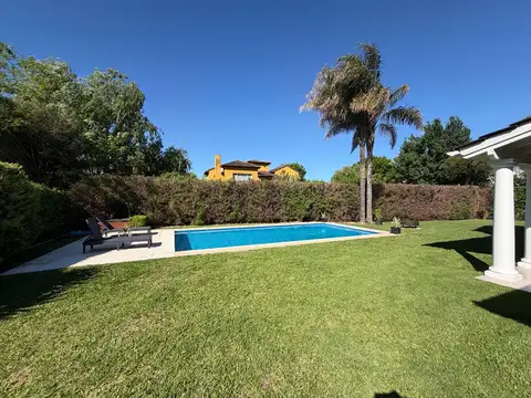 Casa 6 ambientes con 3 baños