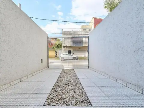 Departamento en Venta en Jose Leon Suarez, USD 75.000