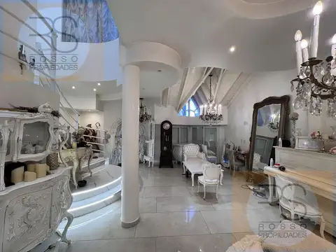 Casa 6 ambientes con 3 baños