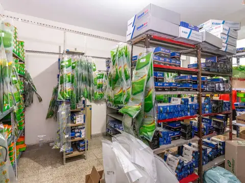 Local en Venta en Saavedra, USD 115.000