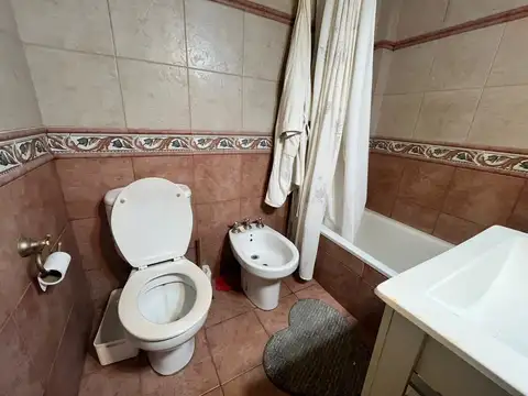 Alquiler 2amb amueblado con Balcón y patio techado Villa Crespo