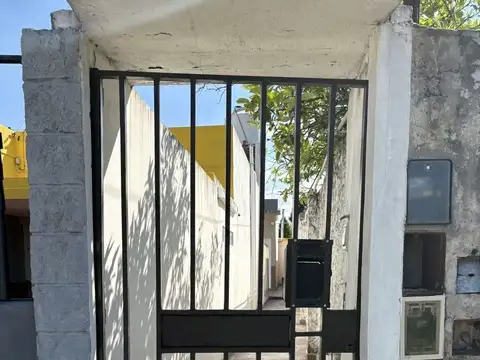 Depto Tipo Casa en Alquiler de 3 ambientes